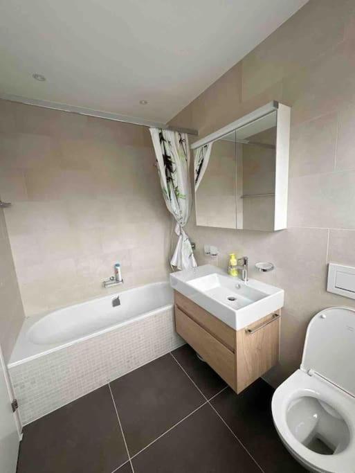 Apartament Neubau In Zuerich Oerlikon Zewnętrze zdjęcie