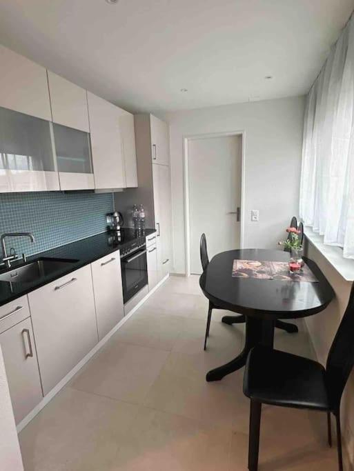 Apartament Neubau In Zuerich Oerlikon Zewnętrze zdjęcie